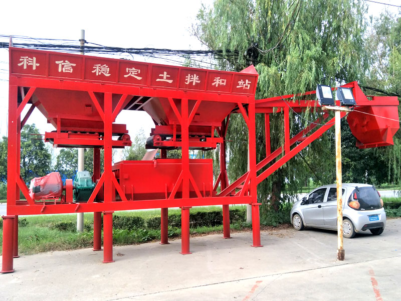 移動(dòng)式穩(wěn)定土拌合站設(shè)備在雨季生產(chǎn)該注意哪些？拌合站-廠家指導(dǎo)